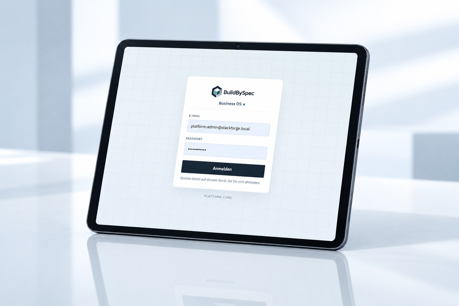 Tablet mit dem zentrierten Anmeldebildschirm des BuildBySpec Business OS